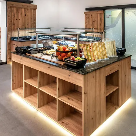 Отель Hotel Tauplitzalm 3*