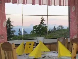 Berghof Hotel 3*